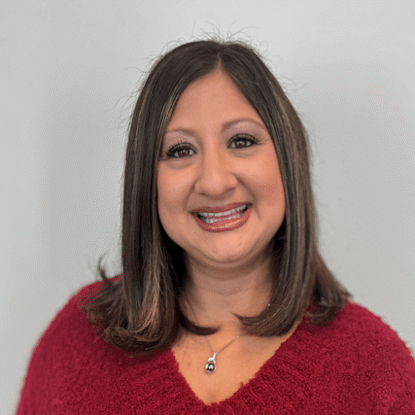 Christina  Hall Photo